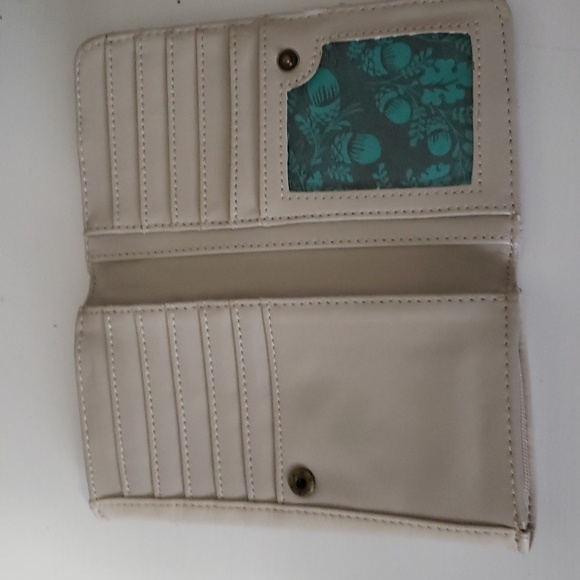 Brand new element wallet - Picture 2 of 3